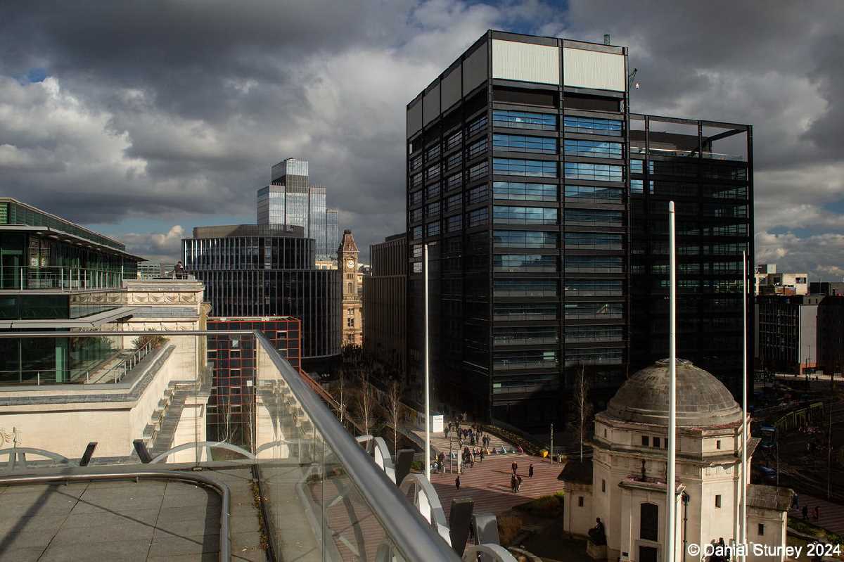 One+Centenary+Way%2c+Birmingham%2c+UK+-+Construction+with+Community