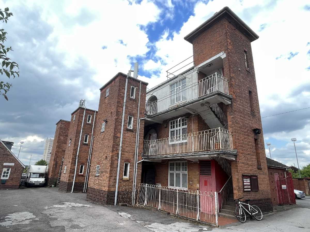 Highgate+Craft+Centre+at+the+Old+Fire+Station+