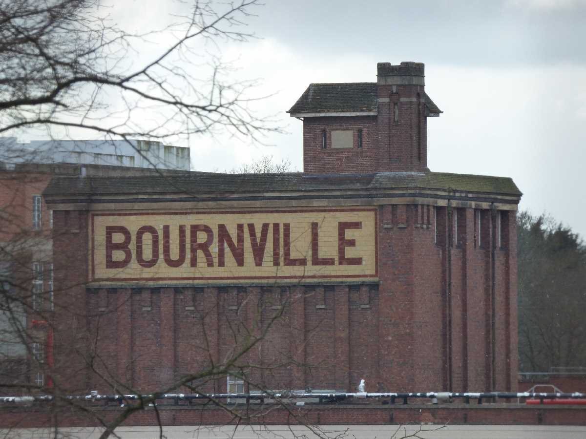 Cadbury World and the Cadbury Family`s association with Bournville and Birmingham