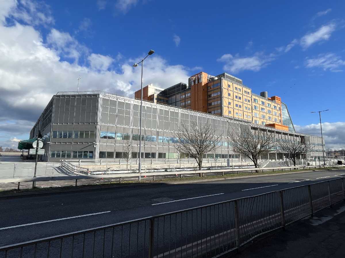 Midland+Metropolitan+Hospital%2c+Sandwell%2c+Birmingham%2c+UK+-+Construction+with+Community