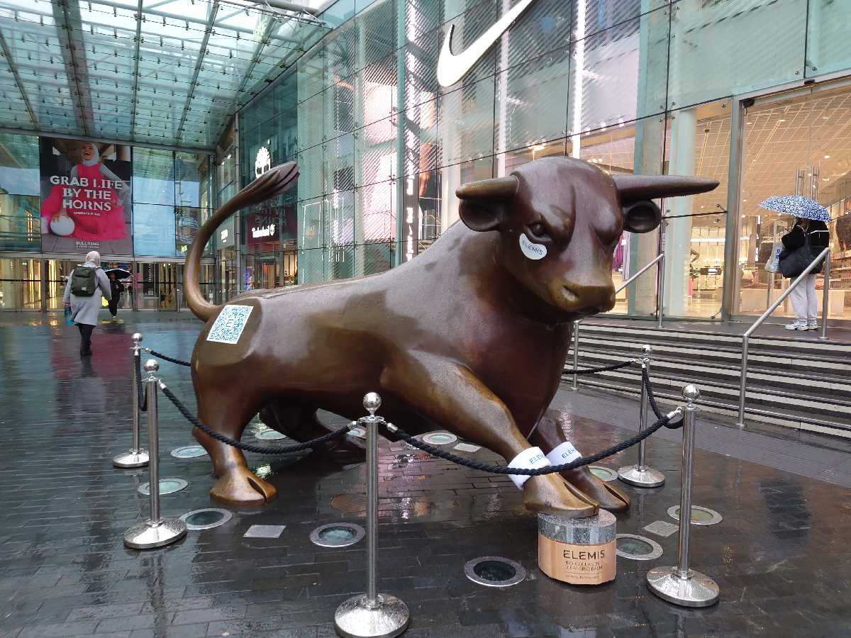 The+Guardian+-+The+Bullring+Bull
