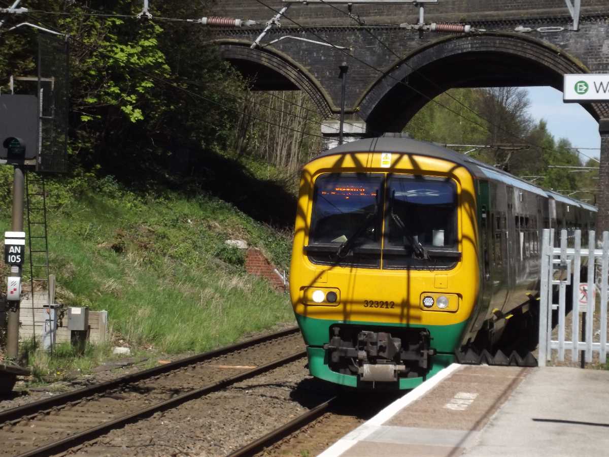 Gravelly+Hill+Station+-+A+railway+station+in+Birmingham!