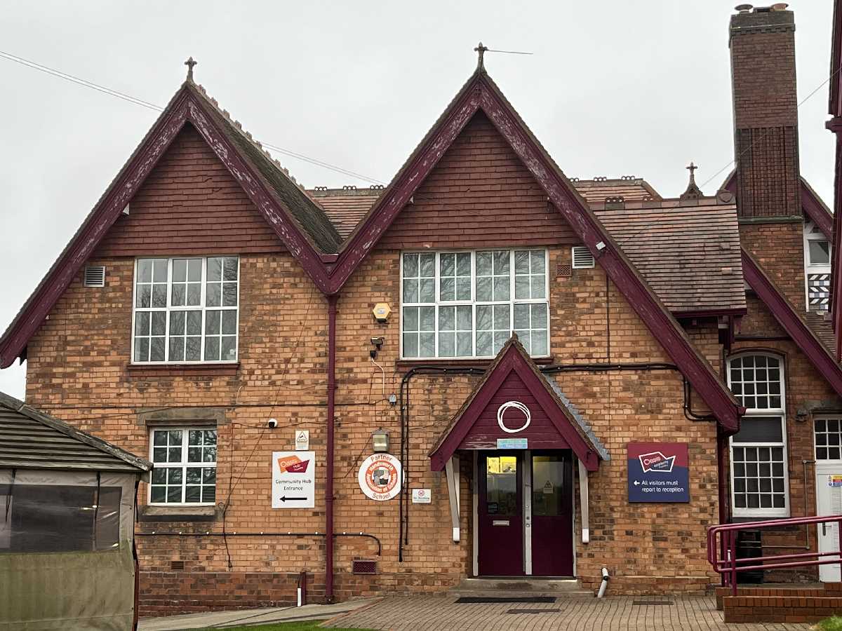 Oasis+Academy+Foundry