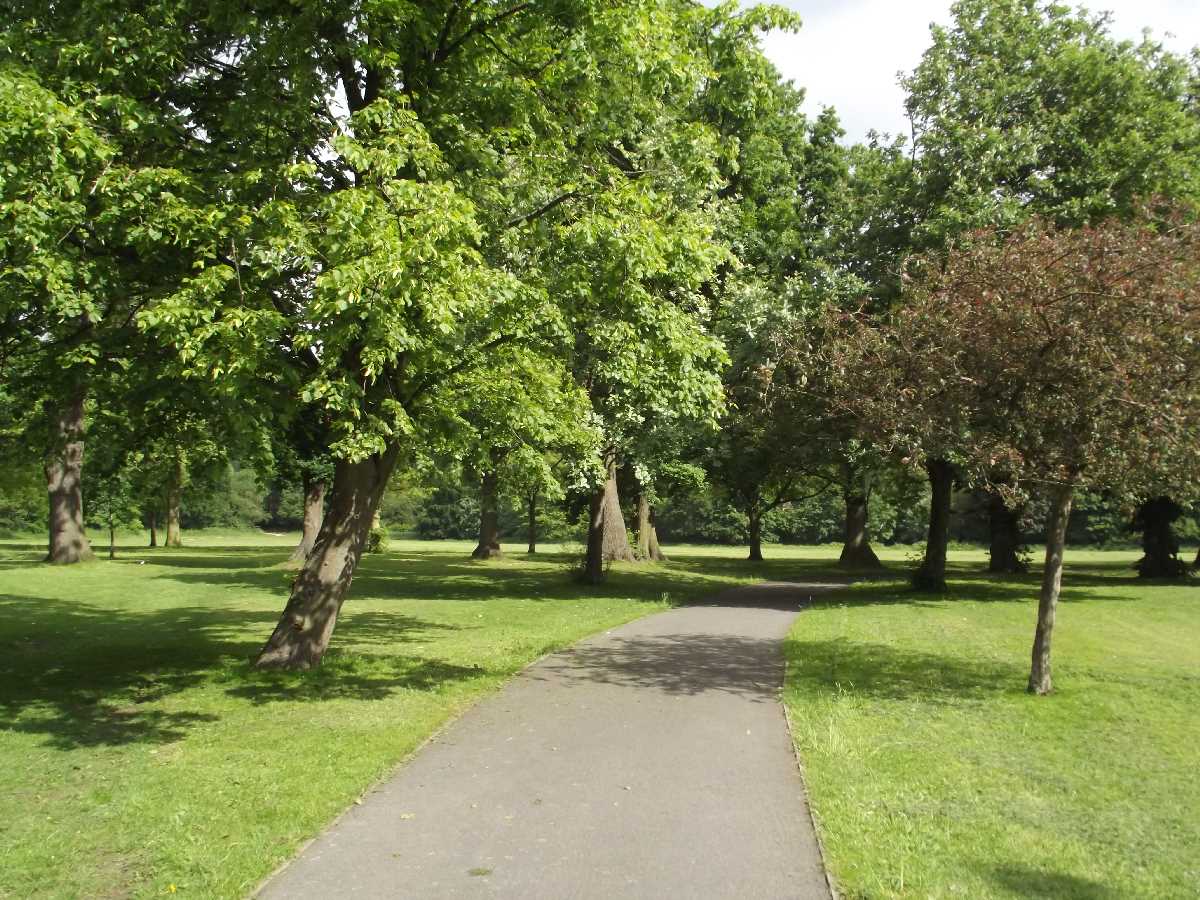 Selly Oak Park: the gem of a park off the Selly Oak Bypass