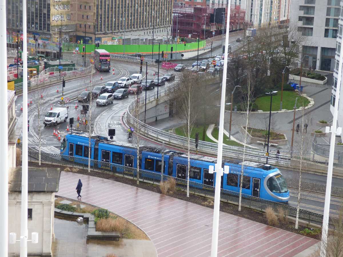 West Midlands Metro trams returns to Paradise