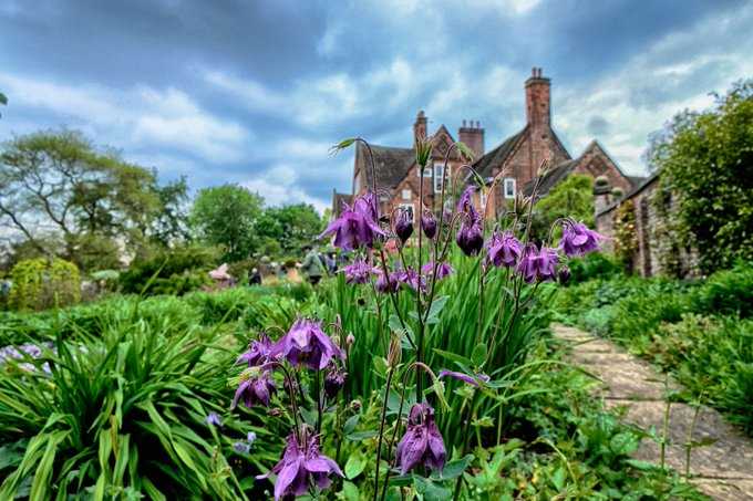 Winterbourne+House+%26+Gardens%2c+Birmingham%2c+UK+-+A+City+Gem!